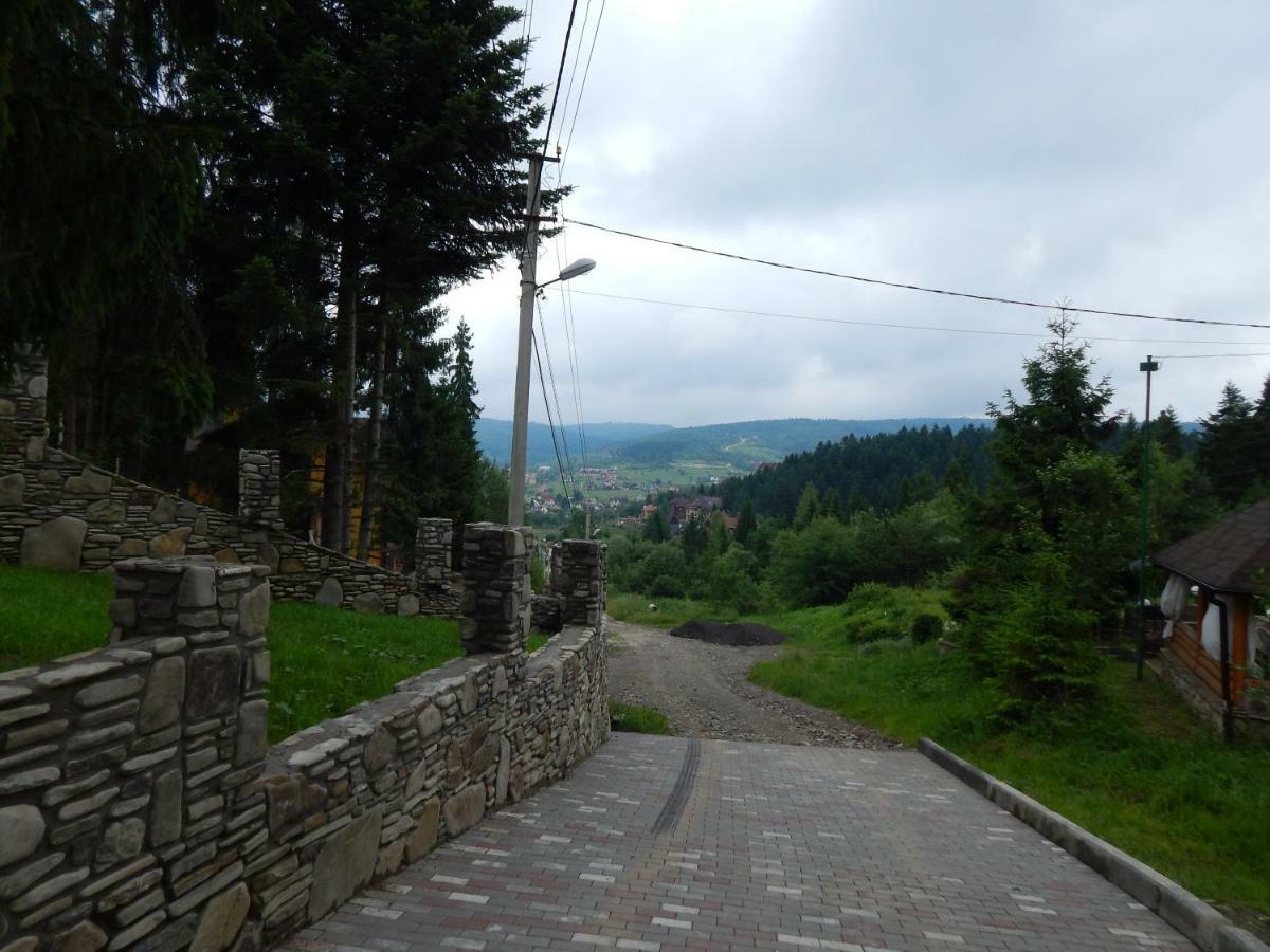 Апарт отель Феєрія Лісу Сходница Экстерьер фото
